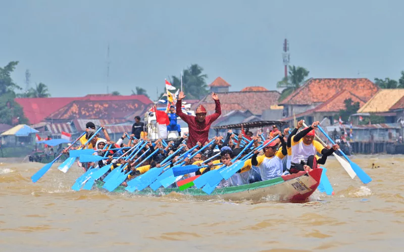 Indonesian rowing festivals