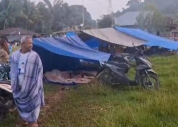 Central Sulawesi Earthquake: 5.7 Magnitude, 100+ Homes Damaged