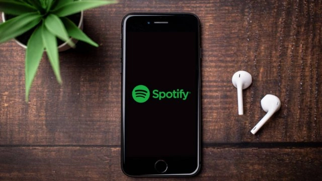 Playlist for Staycation: The Best Music Genres to Relax